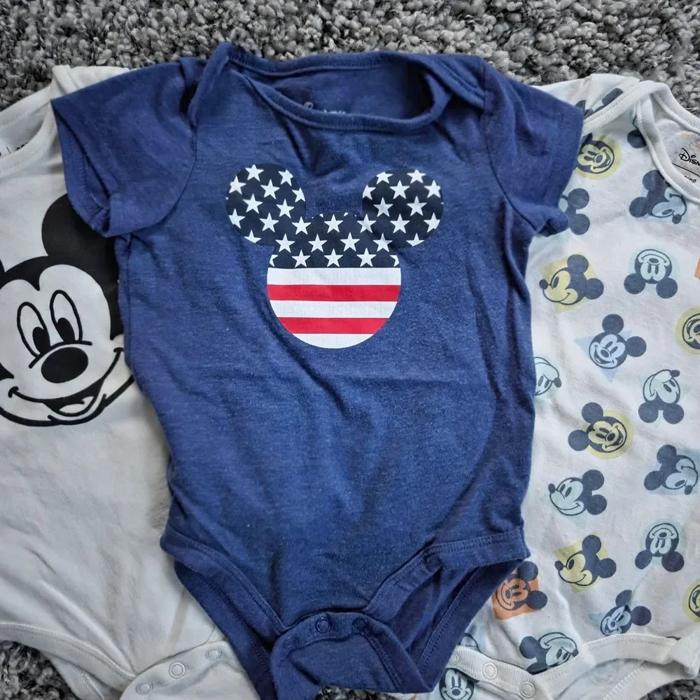 Disney Jumping Bean Mickey Mouse Baby Onesie And Shorts Bundle Size 9 Months